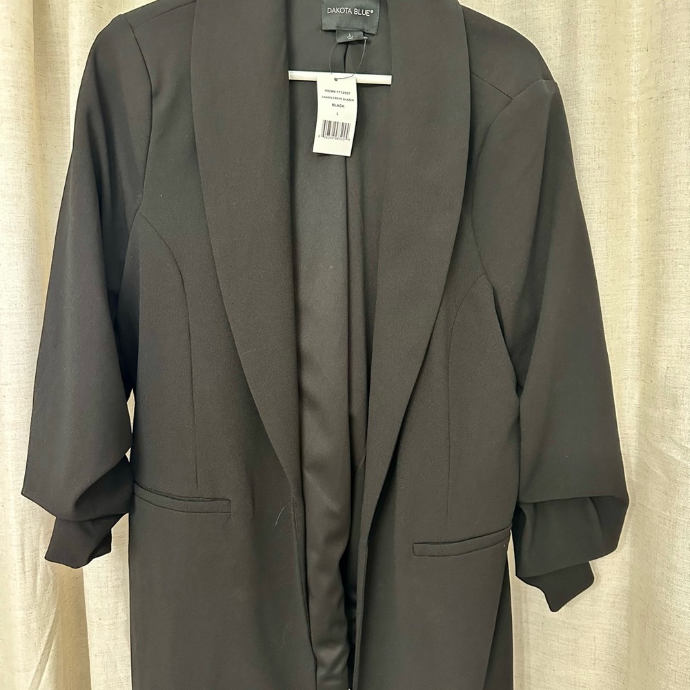 NWT Dakota Blue Women's Elegant Black Blazer